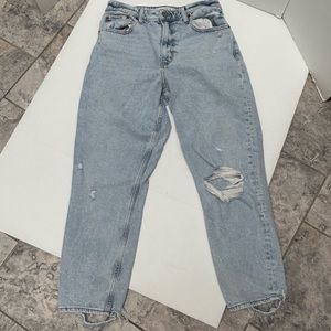 Abercrombie & Fitch Distressed The Mom High Rise Curve Love Size 28 / 6 R